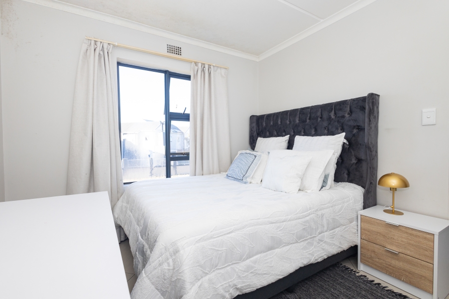 2 Bedroom Property for Sale in Buh Rein Estate Western Cape